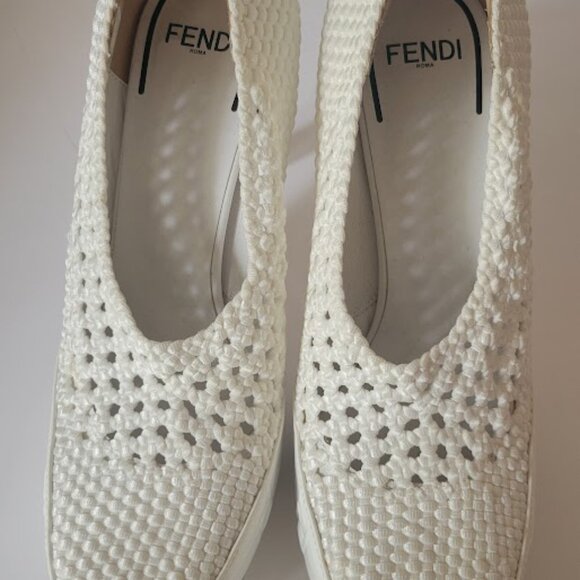 Fendi  Woven White Textured Fabric Reflections High Heels Pumps - Picture 9 of 16
